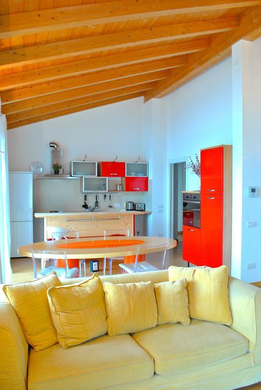 Silver Lake Residence Argegno Kamer foto